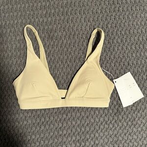 Crop Shop Boutique Freedom Contour Crop Sports Bra